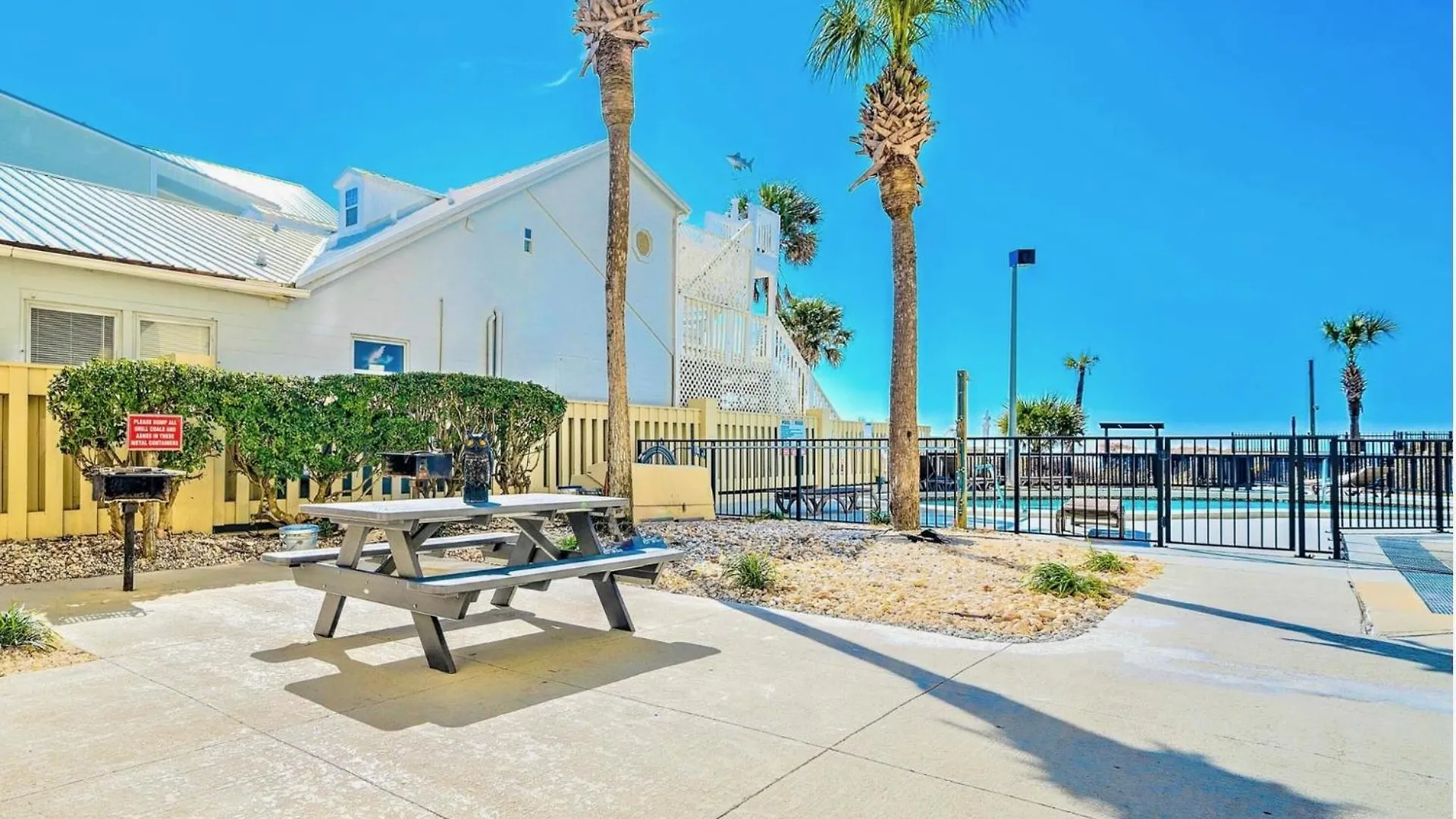 Sunbird Resort! 1 Bd Beach Condo! Free Beach Chair Service! By Dolce Vita Getaways Pcb! Panama City Beach 0*,  United States
