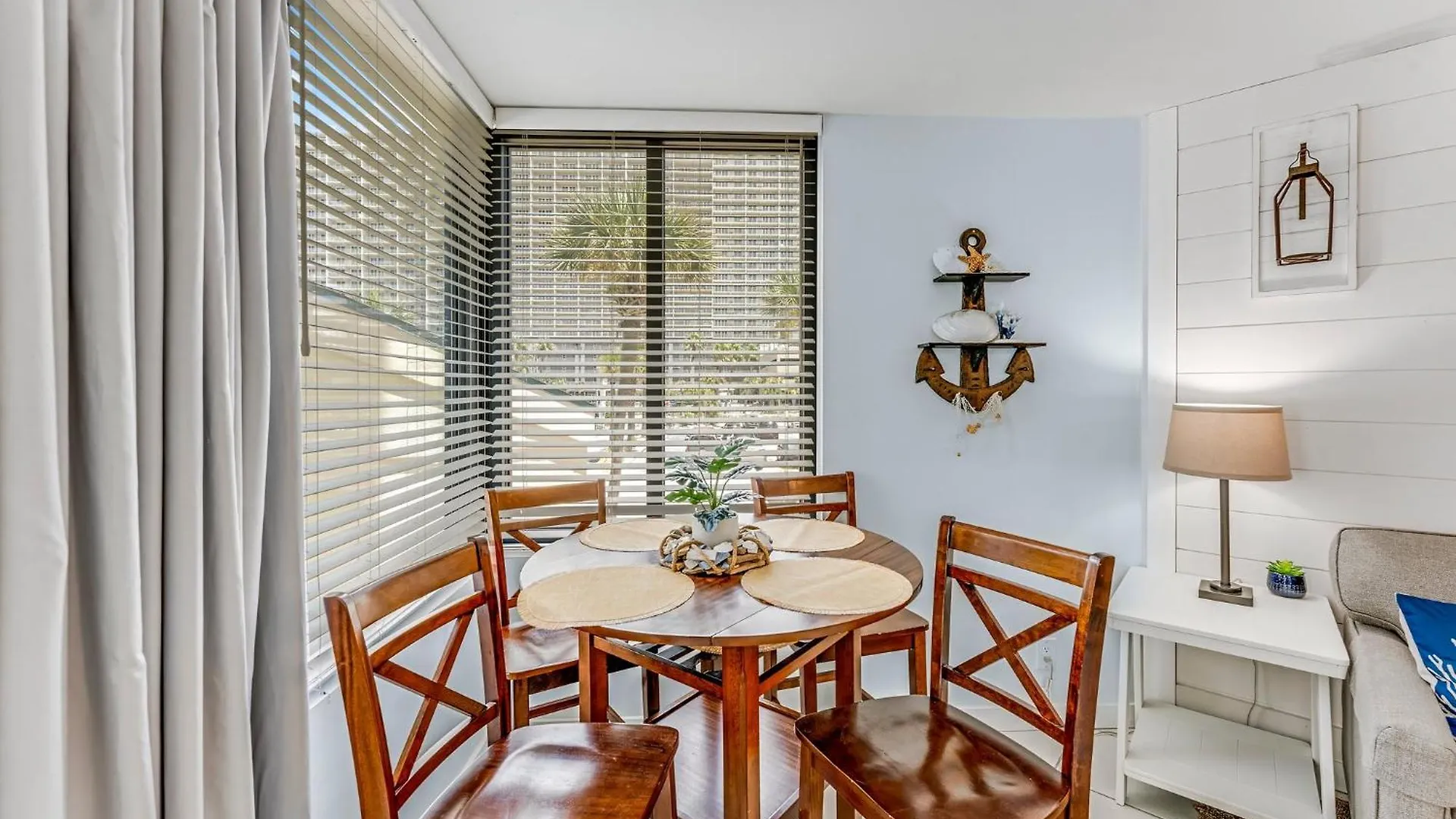 Sunbird Resort! 1 Bd Beach Condo! Free Beach Chair Service! By Dolce Vita Getaways Pcb! Panama City Beach Apartment